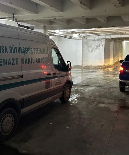 Yüksek gerilim hattına kapılan işçi öldü