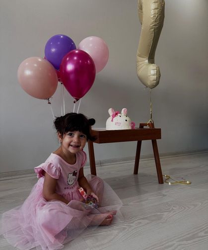 3'üncü kattan düşen Melinda, kurtarılamadı