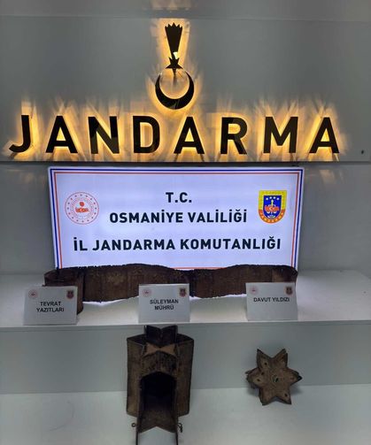 Süleyman mührü ve Tevrat içeren tarihi yazıt ele geçirildi