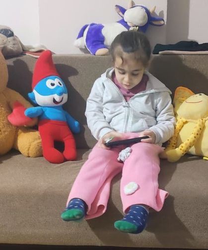 5 yaşındaki Polen’in burnundan zincir çıktı