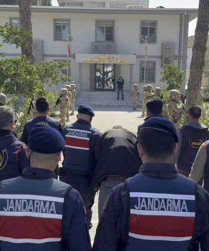 Anneye odunlu saldırı ölümle bitti