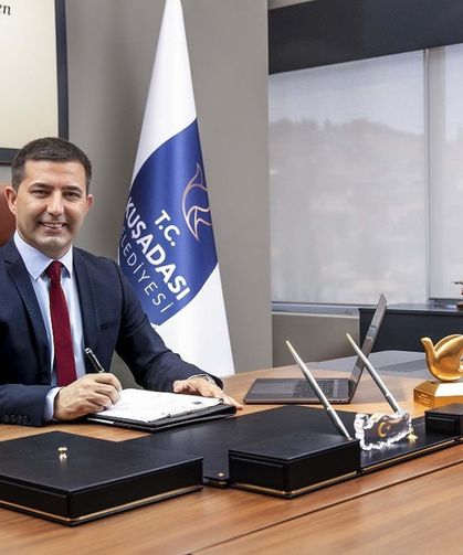 Kuşadası Belediye Başkanı Günel, gözaltına alındı