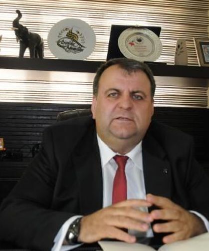 İş İnsanı Karahanlı'dan bayram mesajı