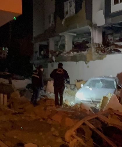 Doğal gaz kaynaklı patlama: 16 yaralı