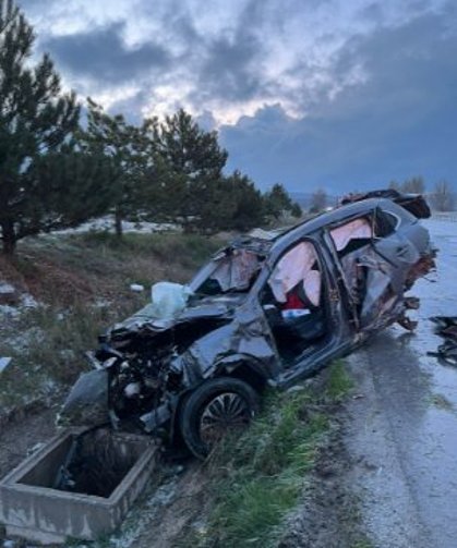 Aynı noktada peş peşe 2 kaza: 1 ölü