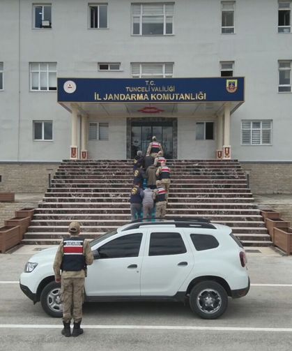 Polis ve savcı kılığında 2 milyonluk vurgun