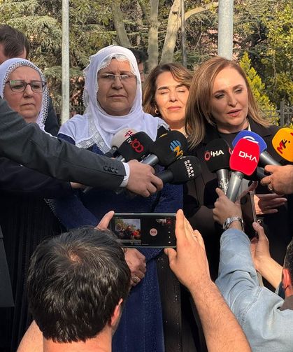 'Barış Anneleri'den İmralı başvurusu