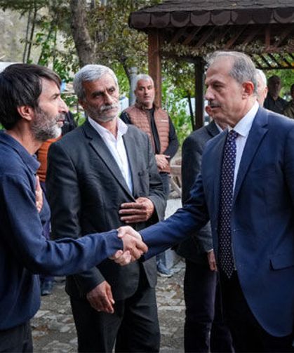 Vali Taşyapan'dan Derin ailesine taziye ziyareti