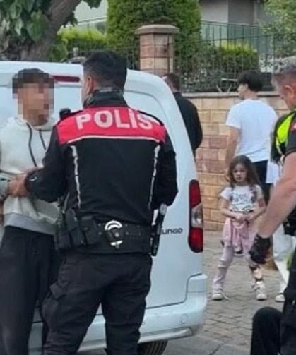 Kazadan sonra polise sarılıp ağladı