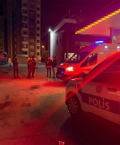 Akaryakıt istasyonunda bıçaklı kavga: 1 ölü, 2 yaralı