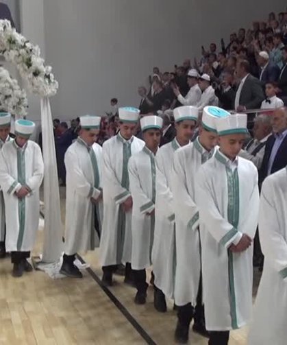 Şırnak'ta hafızlığını tamamlayan 335 öğrenci icazet aldı