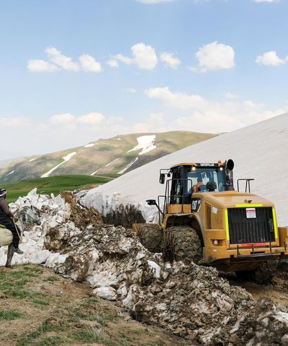 Van'da kış boyunca kapalı olan yayla yolları açıldı