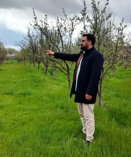 Diş hekimi, memleketine 2 bin ceviz fidanı dikti