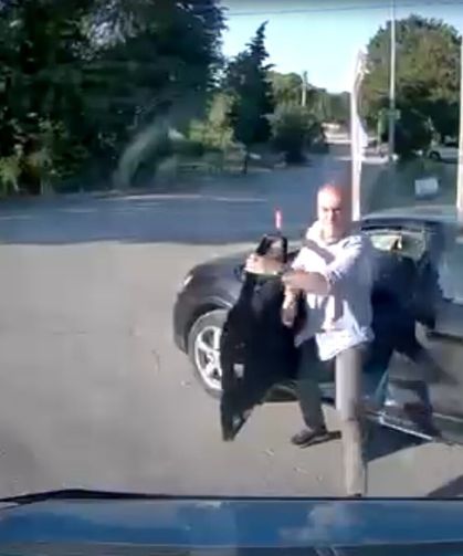 Savcı ile minibüs şoförünün tartışması kamerada