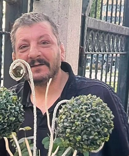 Güreş antrenörü spor salonunda ölü bulundu