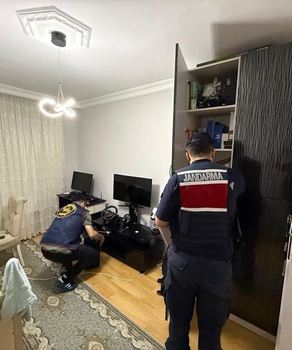 MİT koordinesinde yazılım şirketine yasa dışı veri sorgulama operasyonu: 5 gözaltı