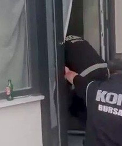 5,3 milyon makaron ele geçirildi; 2 gözaltı