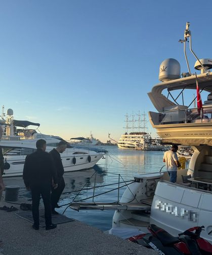 Uyuşturucu ve fuhuş operasyonunda 20 gözaltı