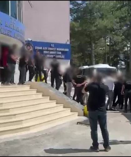 Kontrol noktalarını paylaşan 36 şüpheli yakalandı