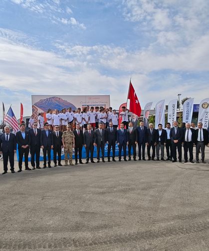 Şırnak’ta 5’inci Uluslararası Cudi Cup Tenis Turnuvası başladı