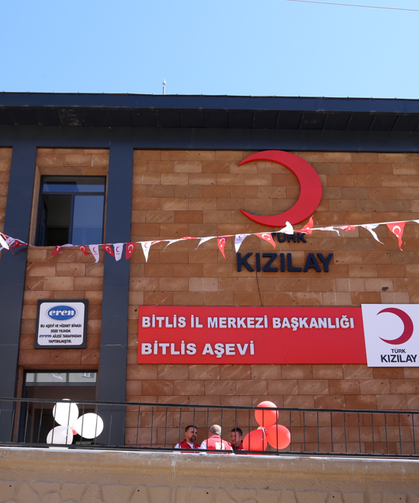 Bitlis'te Türk Kızılay aşevi açıldı