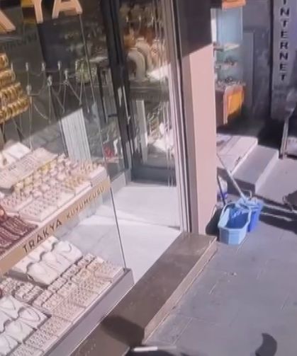 İş yerine silahlı saldırı düzenleyen şüpheli yakalandı