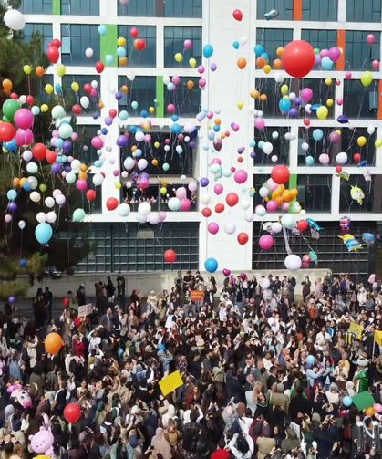 Lösemiyi yenen Hasan için gökyüzüne balon bırakıldı