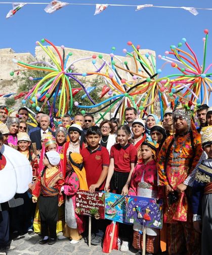 'Gastronomi Festivali' kortej yürüyüşü ile başladı