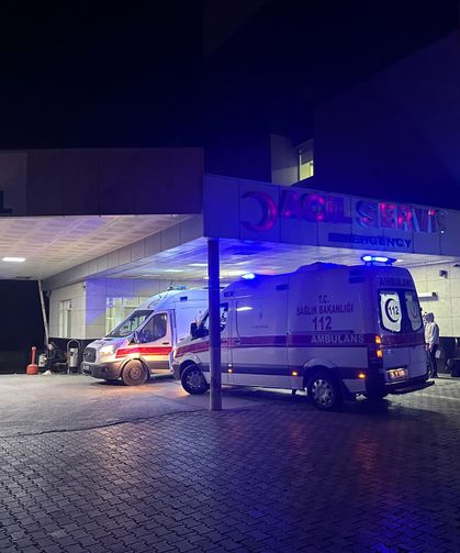 Gıda zehirlenmesi şüphesi: 80 işçi hastaneye kaldırıldı