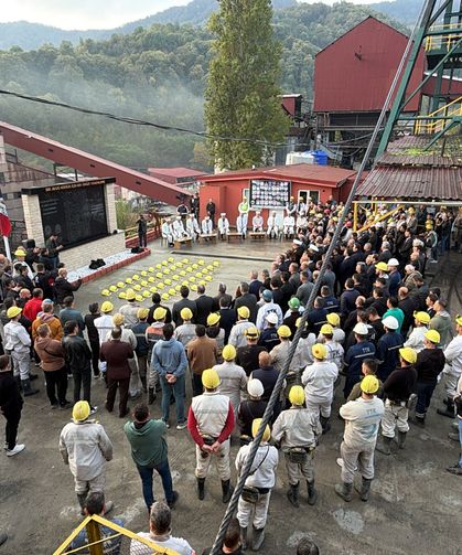 Maden faciasında ölen 43 işçi anıldı