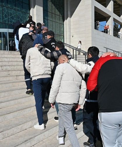 Kırıkkale’de narkotik ve fuhuş operasyonu: 29 gözaltı