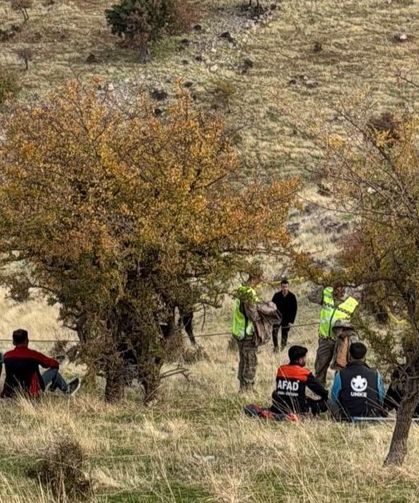 Hayvanlarına bakmak için çıkan Hamza, arazide ölü bulundu