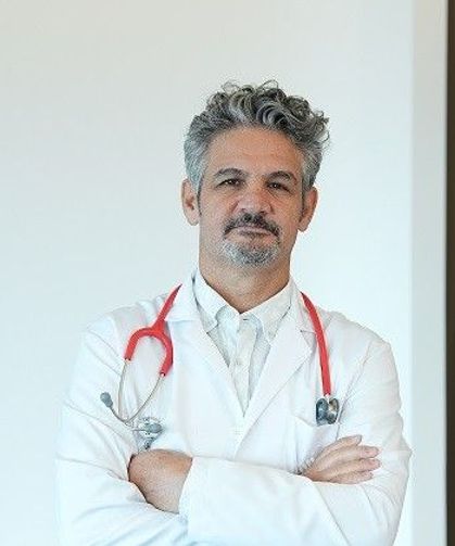 'Sigara maruziyeti çocuklarda solunum yolu enfeksiyonlarına yol açabiliyor'