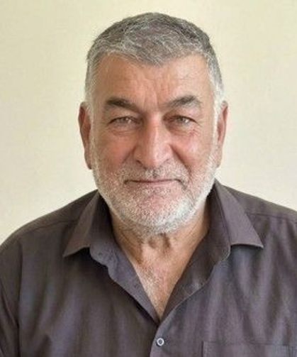 Ceviz toplamak için çıktığı ağaçtan düşüp öldü