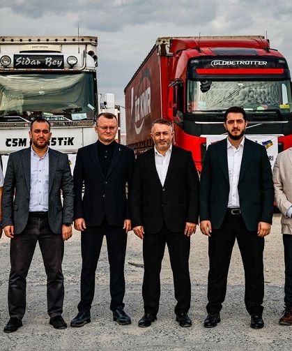 İHH, Ukrayna'daki sivillere 6 TIR'lık yardım malzemesi gönderdi