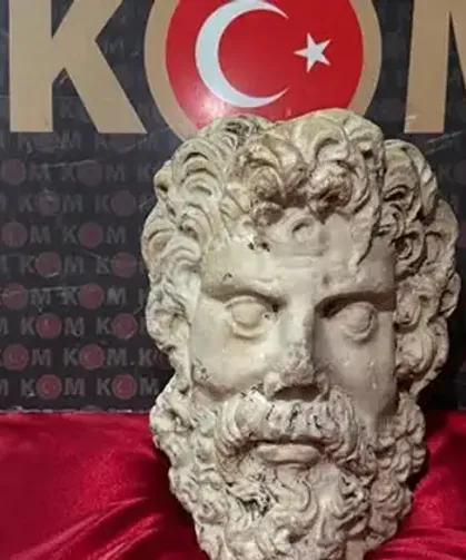 2 bin yıllık heykel başı ele geçirildi