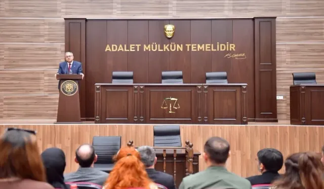 İlk dersi vali verdi