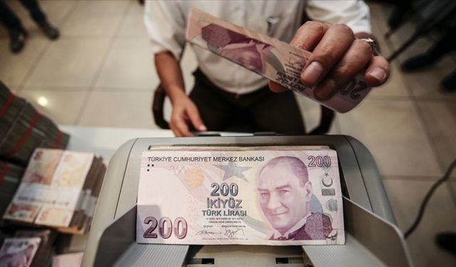 Bankacılık sektörünün mevduatı geriledi