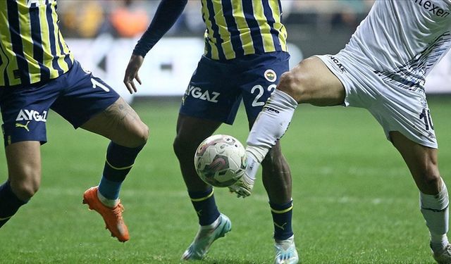Fenerbahçe ile Adana Demirspor ligde 39. randevuda