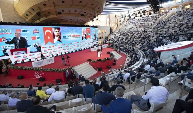 CHP Genel Başkanını Seçiyor