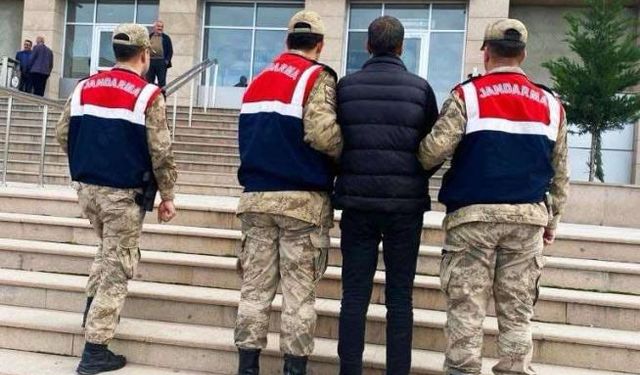 Van'da 47 şüpheliden 10'u tutuklandı