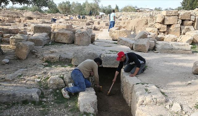 Kazılarda 1500 yıllık içme suyu kanalı bulundu
