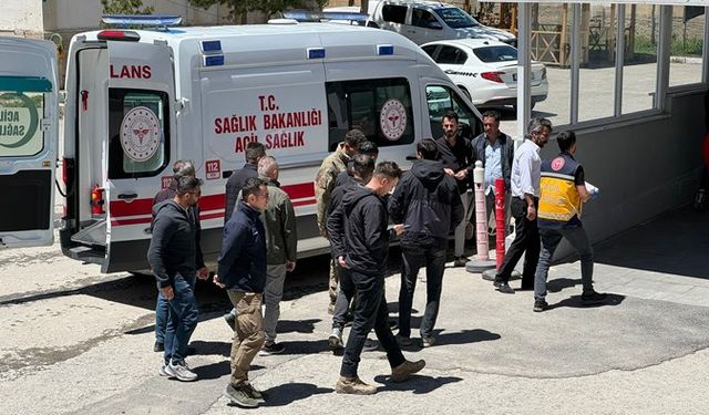 Van Başkale'de askeri araç devrildi: 11 yaralı