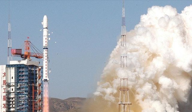 Çin 4 ileri teknoloji yer gözlem uydusunu fırlattı