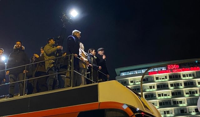 CHP milletvekillerinden İmamoğlu'na destek yürüyüşü
