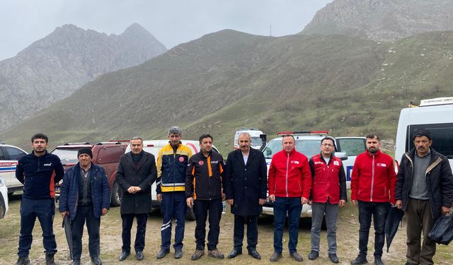 Başkan Demirci çalışma yapan ekipleri ziyaret etti