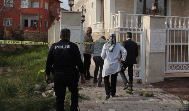 Emekli astsubay eşini öldürüp intihar etti
