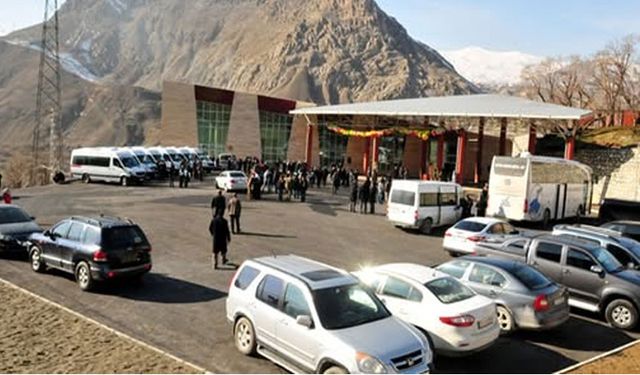 Hakkari'de ulaşım zammında geri adım atıldı