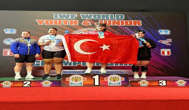 Milli sporcu Fatmagül Çevik, dünya şampiyonu