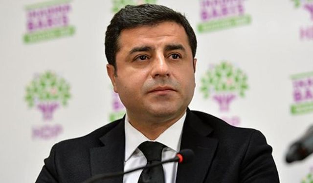 Demirtaş’ın ‘Cumhurbaşkanına hakaret’ duruşması ertelendi